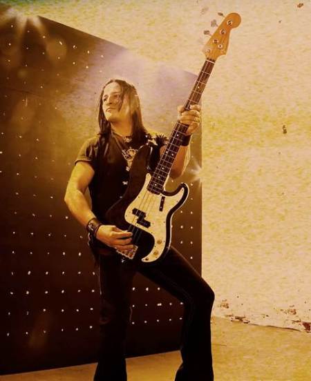 Robbie Crane - Black Star Riders - publicity pic - 2014 - #229