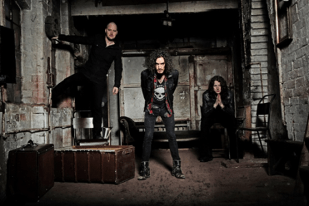 Raveneye - promo band photo - 2015 - #MOMMNSWAF