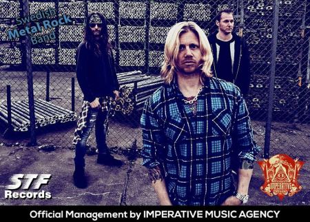 The Torch - promo band pic - 2018 - #337MO3ILMGDOC2333