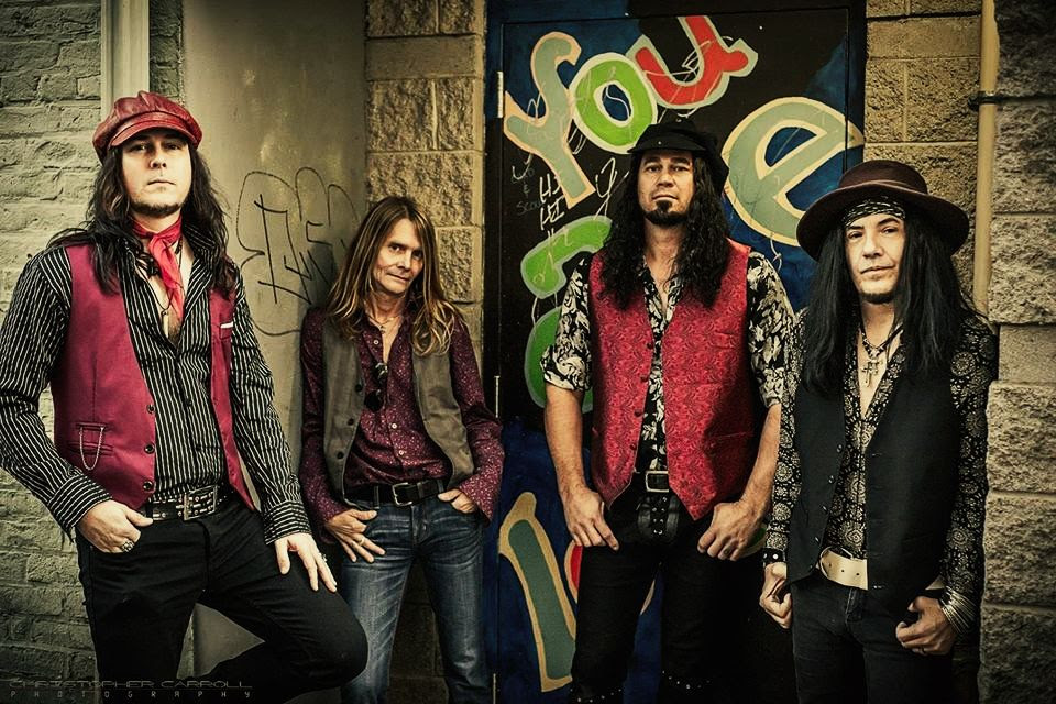 Babylon Shakes - publicity pic - 2019 - #33MO33ILGDO99.jpg